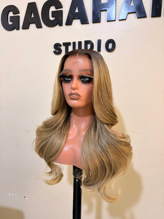Wig GAGA perruque synthétique blonde 13x4 lace hd