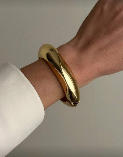 3 pieces bracelets asymmetriquement exagéré